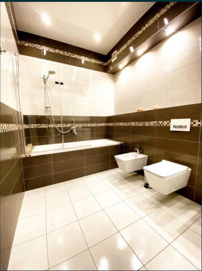 2-Bedroom Most City Center Area Apartment Dniepropietrowsk Zewnętrze zdjęcie
