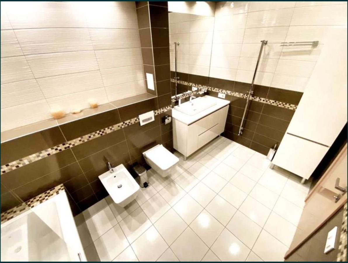 2-Bedroom Most City Center Area Apartment Dniepropietrowsk Zewnętrze zdjęcie
